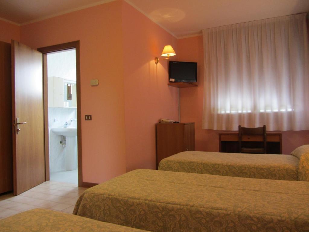 Hotel Ristorante Al Bassanello Bassano del Grappa Eksteriør bilde