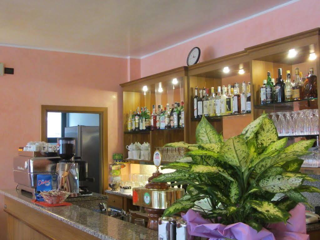 Hotel Ristorante Al Bassanello Bassano del Grappa Eksteriør bilde